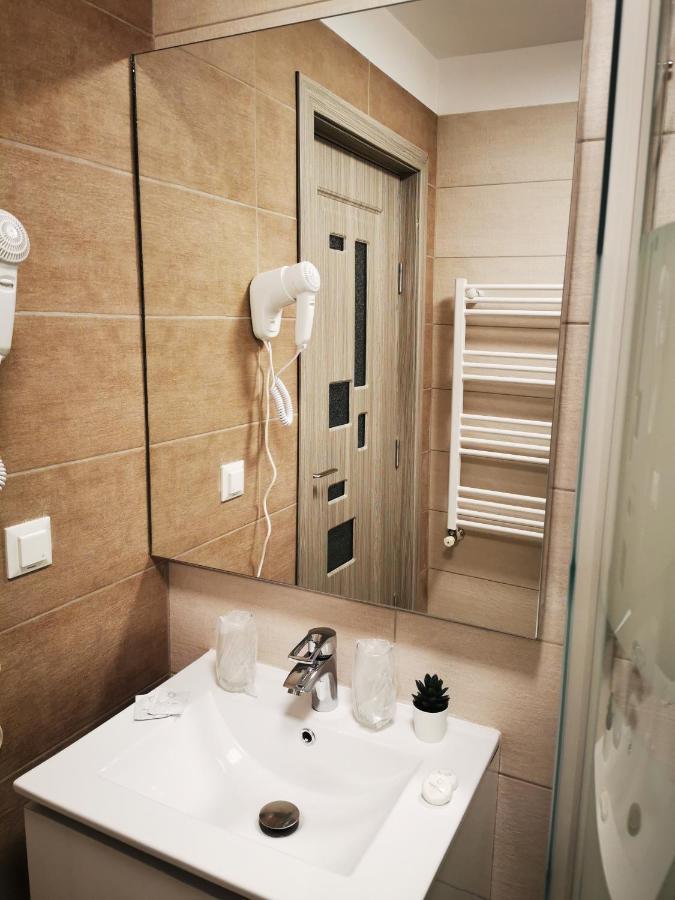 Doftana Apartaments Teşila Exteriér fotografie