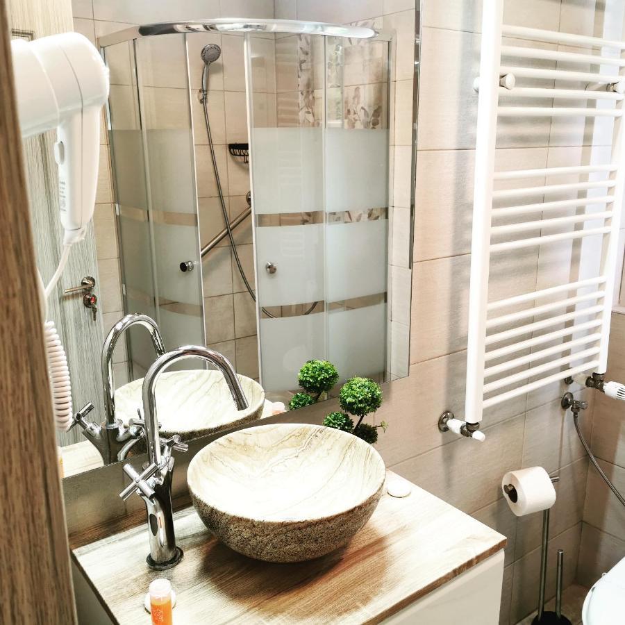 Doftana Apartaments Teşila Exteriér fotografie