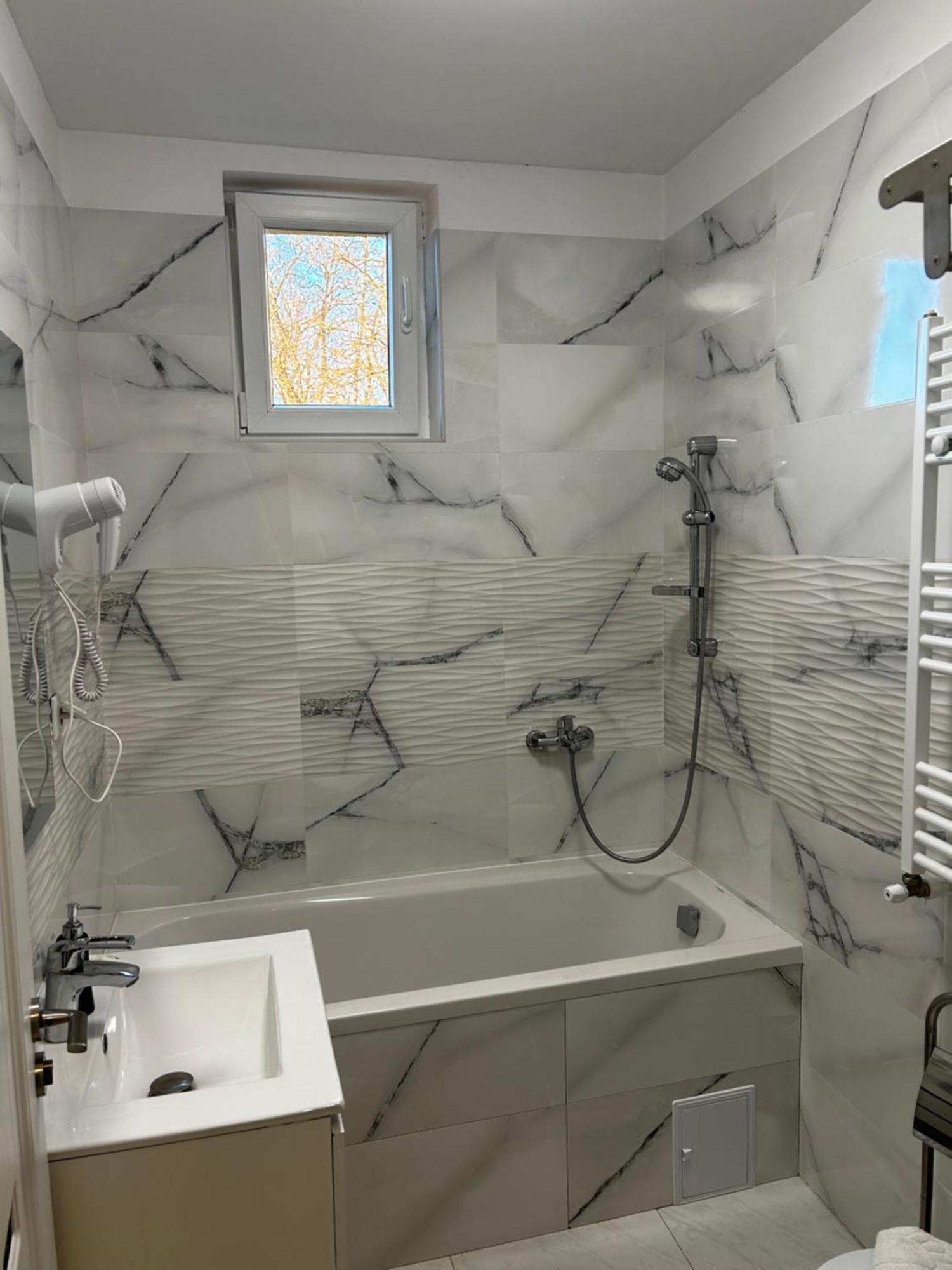 Doftana Apartaments Teşila Exteriér fotografie